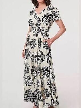 Solitaire Black & Cream Maxi